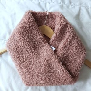 NWT Rachel Roy Ring Scarf